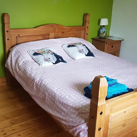 In A Private House In The Middle Of Countryside First Store Or Bar Within 10 Min Drive * Analeentha